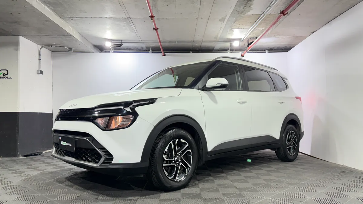 Kia Carens 1.4 Ex 7dct Turbo-Gdi Full 7p At año 2023