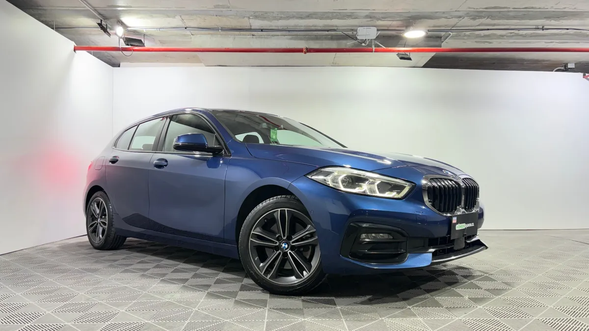 BMW 118 1.5 Dinamyc At año 2021