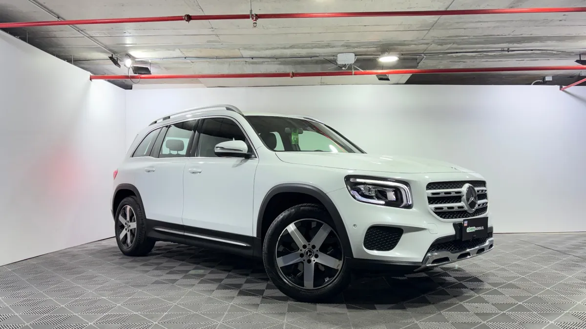 Mercedes-Benz Glb200 1.3 At año 2023