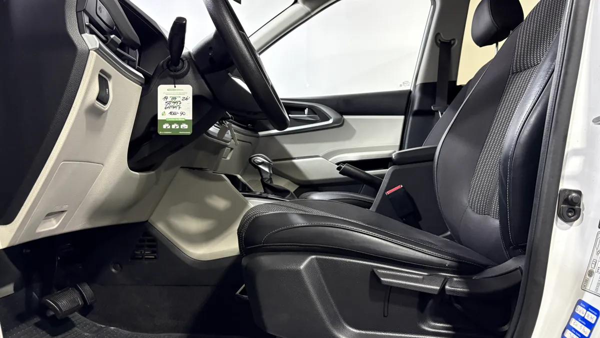 Kia Carens 1.4 Ex 7dct Turbo-Gdi Full 7p At año 2023
