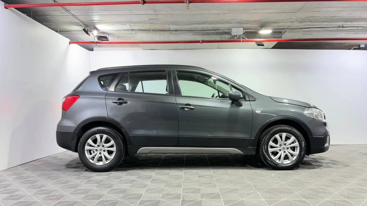 Suzuki S-Cross 1.6 Glx 4x2 Mt 5p año 2021