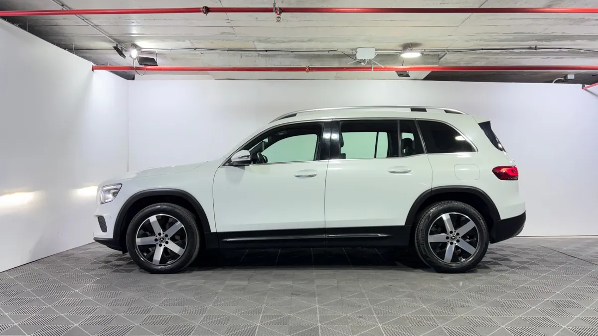 Mercedes-Benz Glb200 1.3 At año 2023