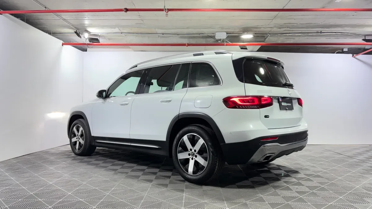 Mercedes-Benz Glb200 1.3 At año 2023