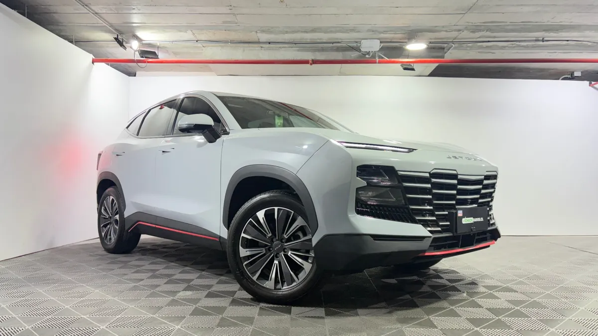 Jetour Dashing 1.5 Lux Mt año 2024