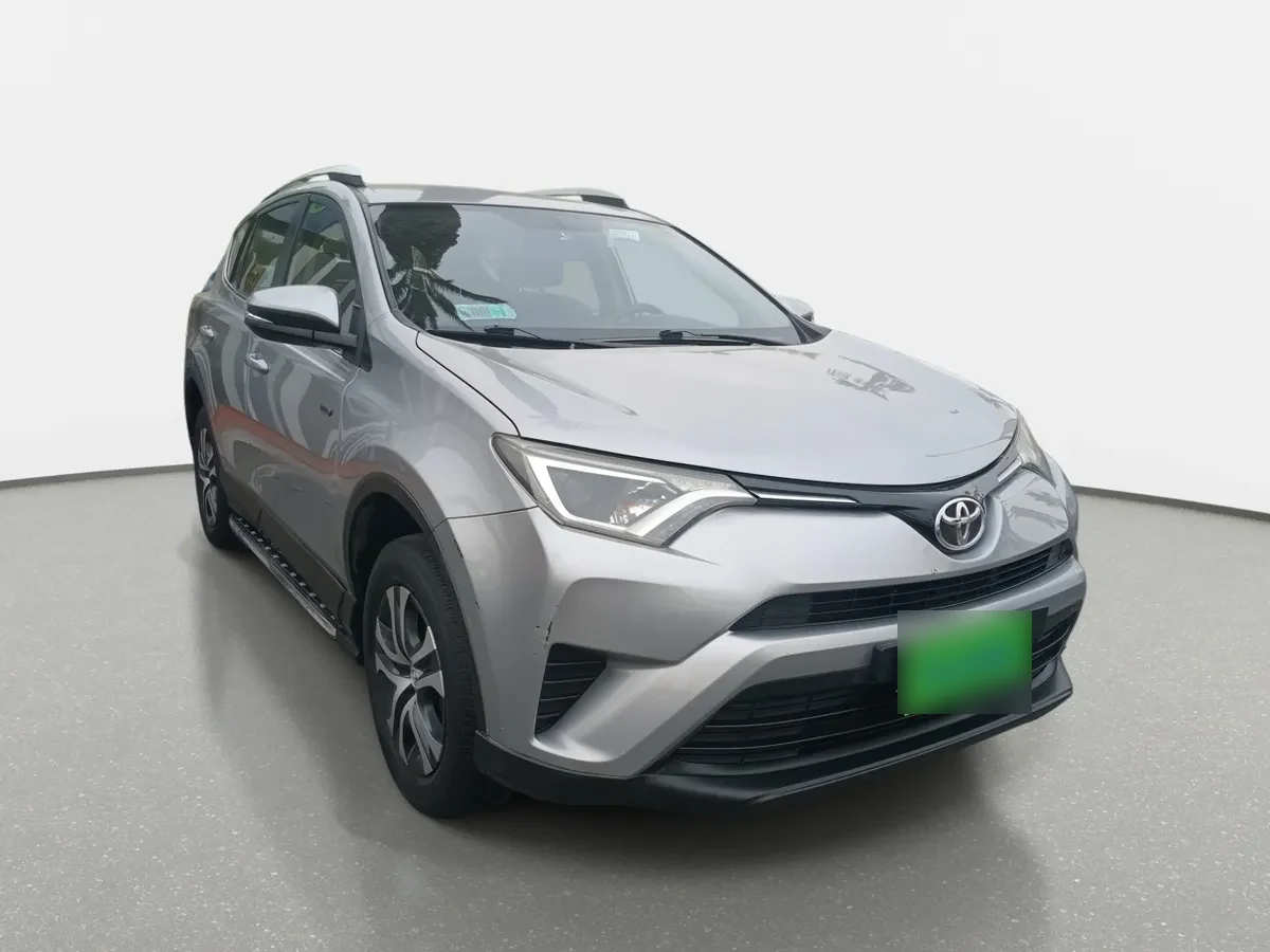Toyota Rav 4 2.0 Adventure 4x2 Lujo Mt 5p año 2019