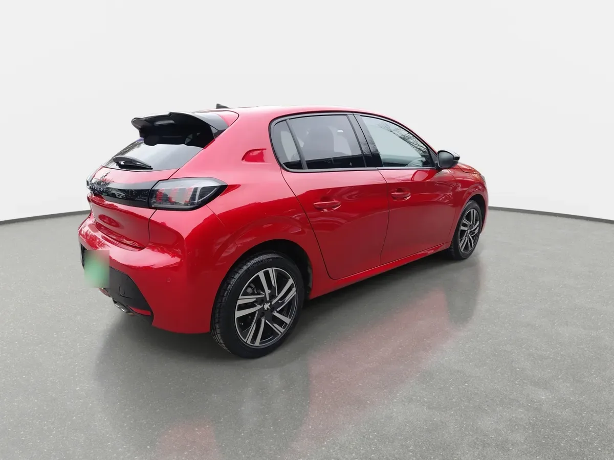 Peugeot 208 1.2 Puretech Allure Pack 130 4x2 Eat8 5p año 2024