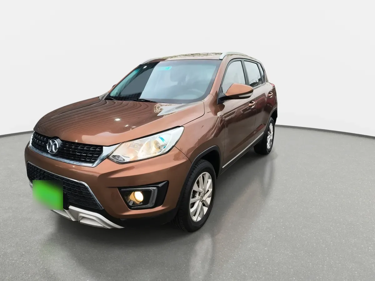 BAIC X35 1.5 Luxury 4x2 Mt 5p año 2019