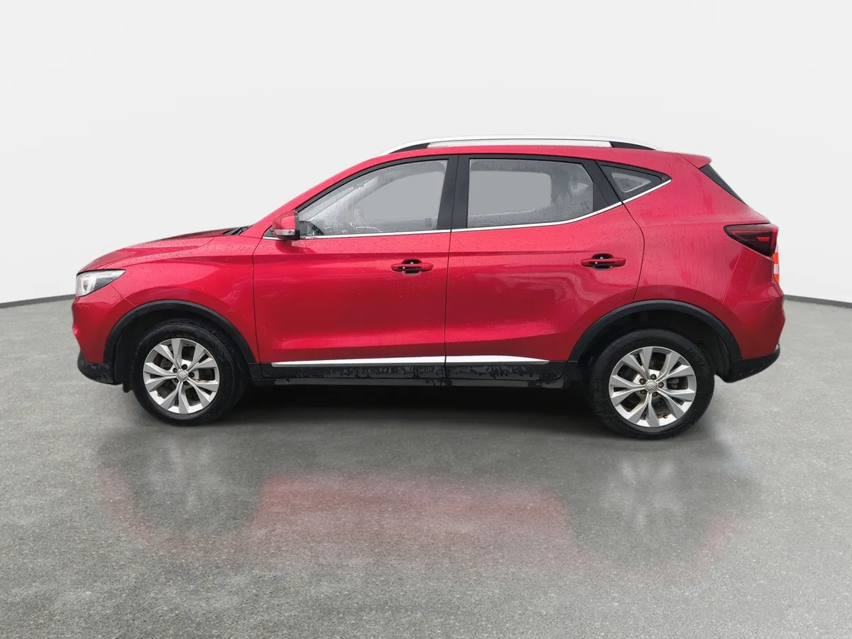 MG Mg Zs 1.5 Std 4x2 Mt 5p año 2022