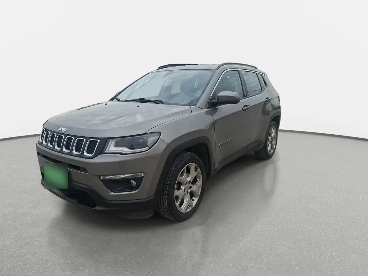 Jeep Compass 2.4 Longitude 4x2 Radio 7 At 5p año 2021