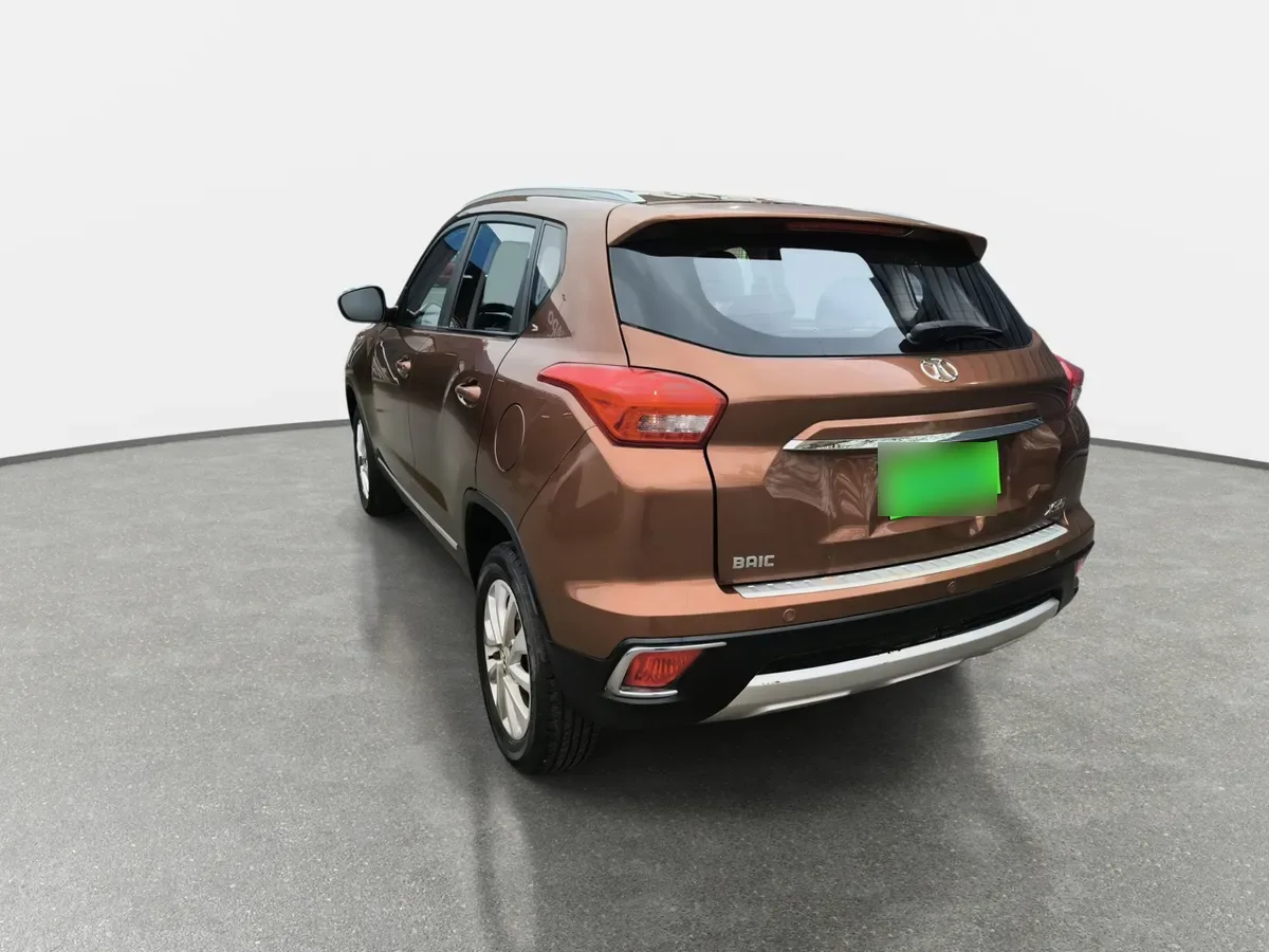 BAIC X35 1.5 Luxury 4x2 Mt 5p año 2019