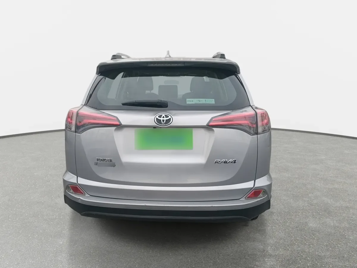 Toyota Rav 4 2.0 Adventure 4x2 Lujo Mt 5p año 2019