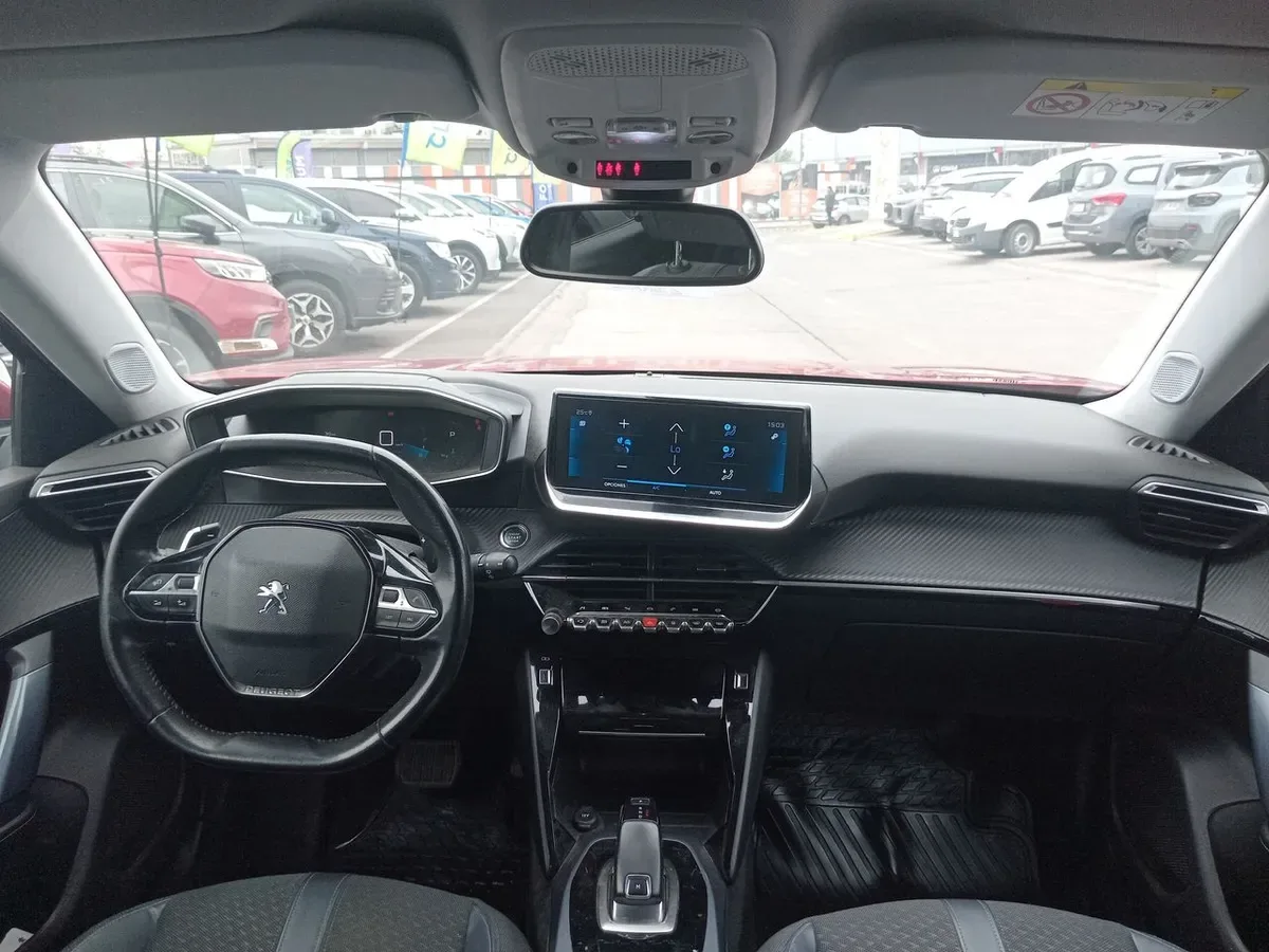 Peugeot 2008 1.2 Allure Bluehdi Diesel 4x2 130 At 5p año 2021