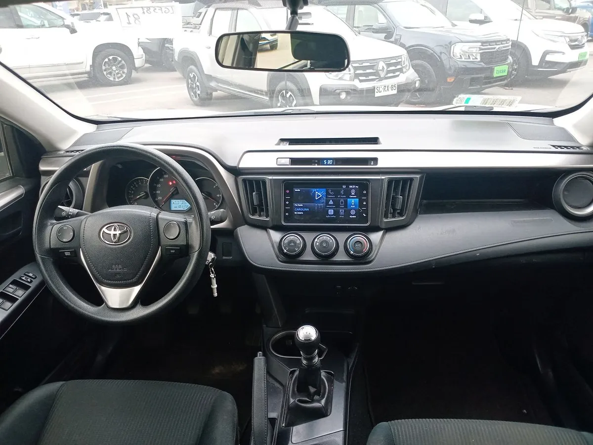Toyota Rav 4 2.0 Adventure 4x2 Lujo Mt 5p año 2019