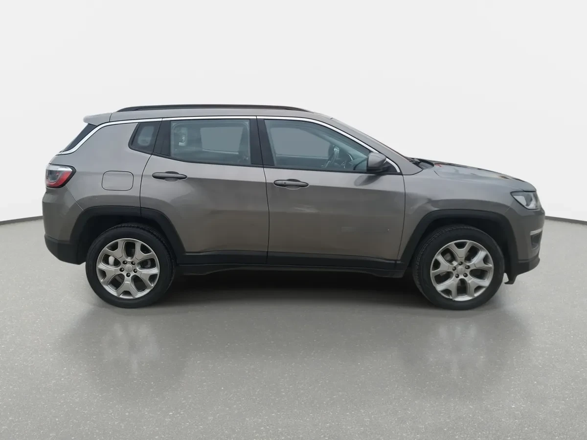 Jeep Compass 2.4 Longitude 4x2 Radio 7 At 5p año 2021