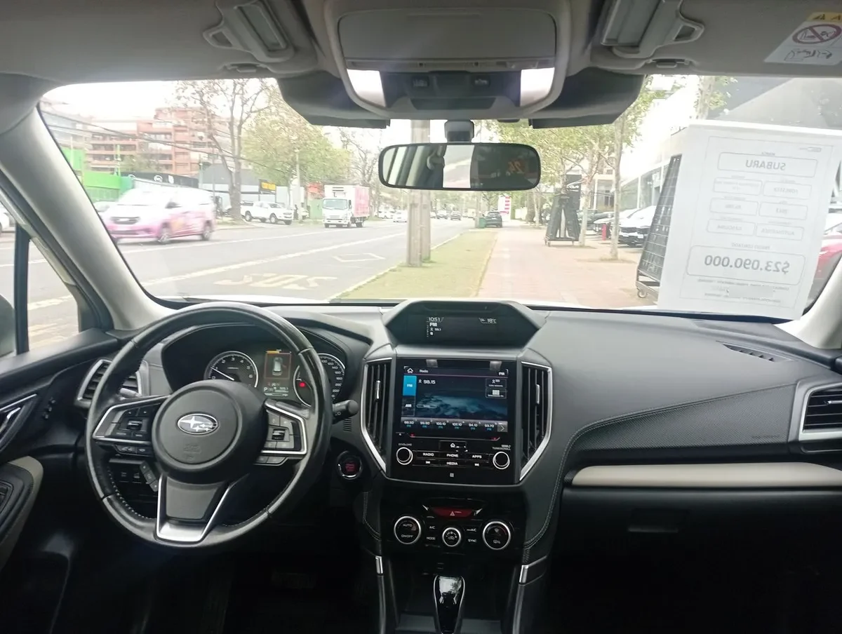 Subaru Forester 2.0i Dynamic Eyesight Awd At 5p año 2023