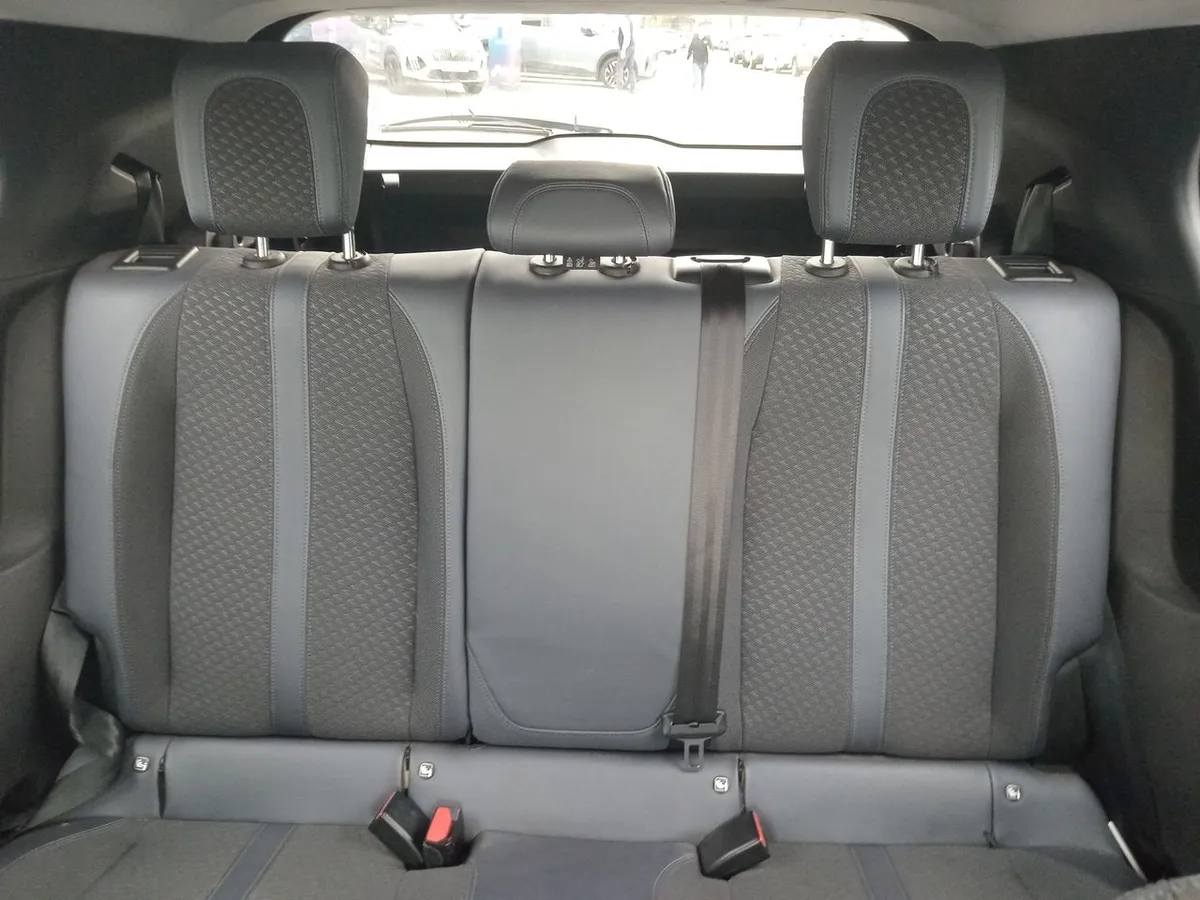 Peugeot 2008 1.2 Allure Bluehdi Diesel 4x2 130 At 5p año 2021