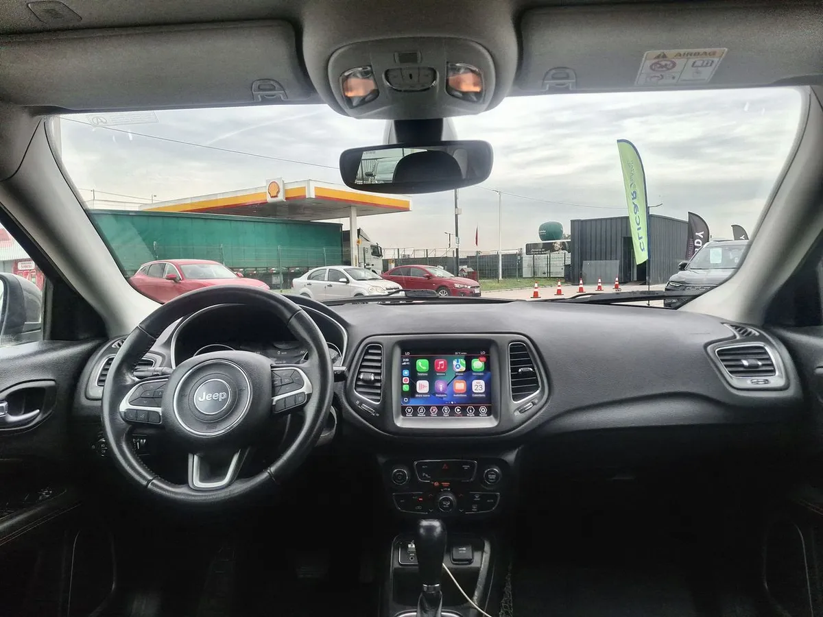 Jeep Compass 2.4 Longitude 4x2 Radio 7 At 5p año 2021