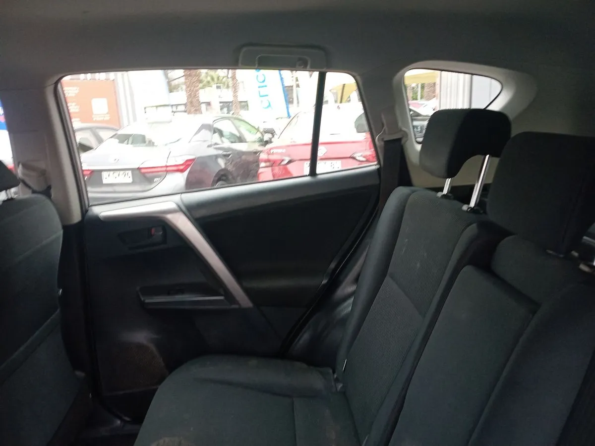 Toyota Rav 4 2.0 Adventure 4x2 Lujo Mt 5p año 2019