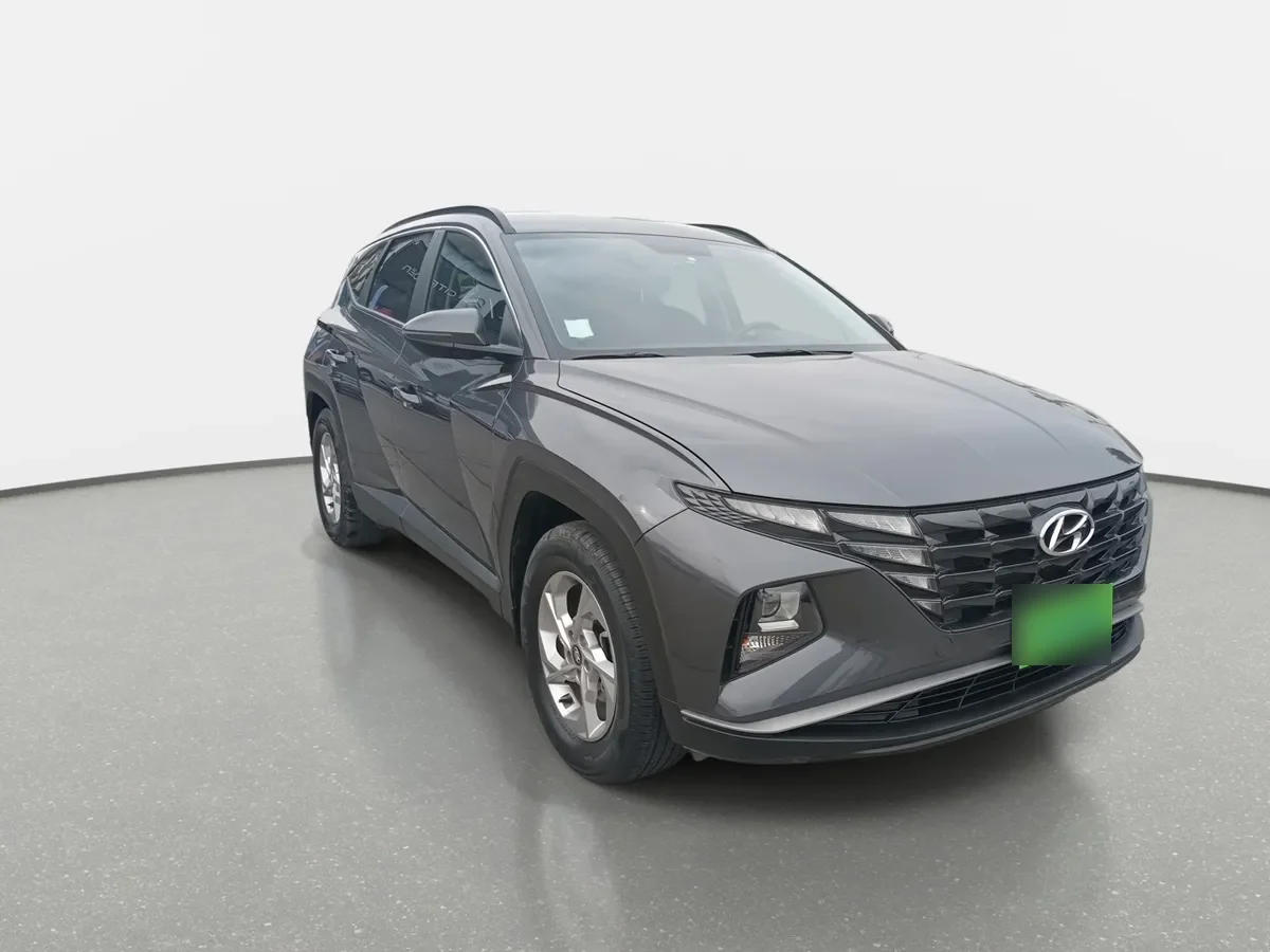 Hyundai Tucson 2.0 Nx4 Plus 2wd At 5p año 2023