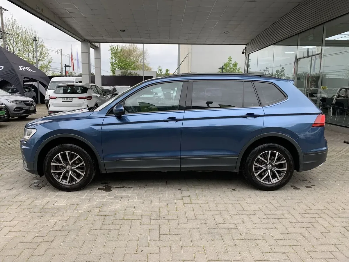 Volkswagen Tiguan 1.4 Tsi Comfortline 4x2 At 5p año 2021