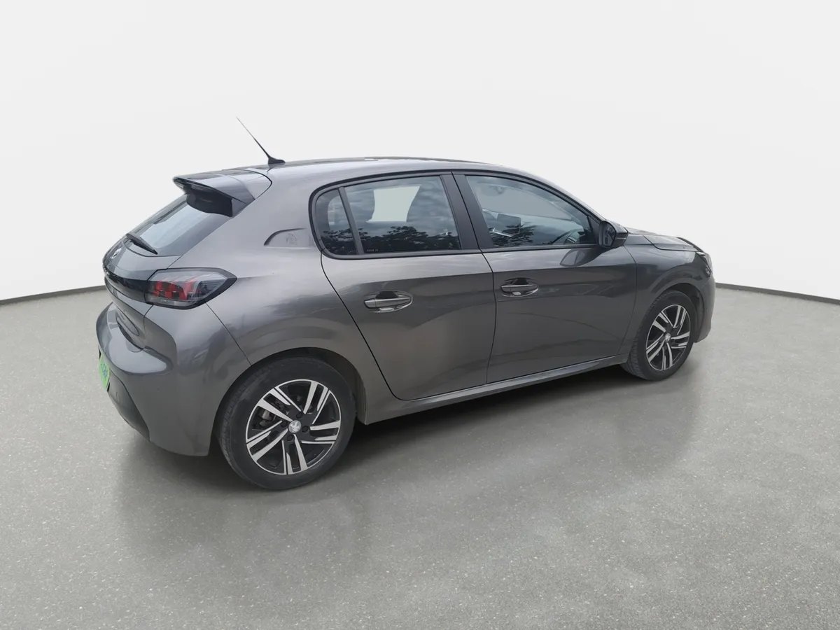 Peugeot 208 1.5 Premiere Pack Blue Hdi Diesel 4x2 100 Mt 5p año 2021