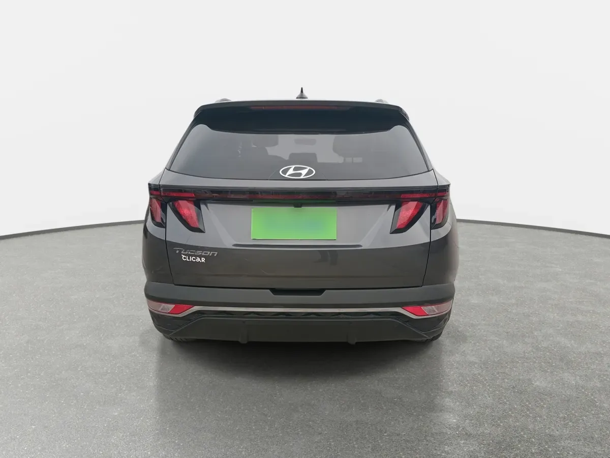 Hyundai Tucson 2.0 Nx4 Plus 2wd At 5p año 2023