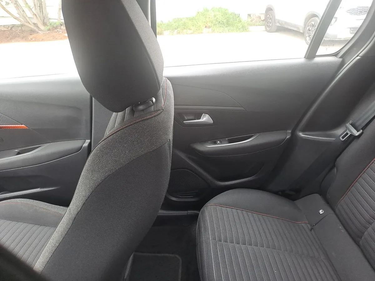 Peugeot 208 1.5 Premiere Pack Blue Hdi Diesel 4x2 100 Mt 5p año 2021