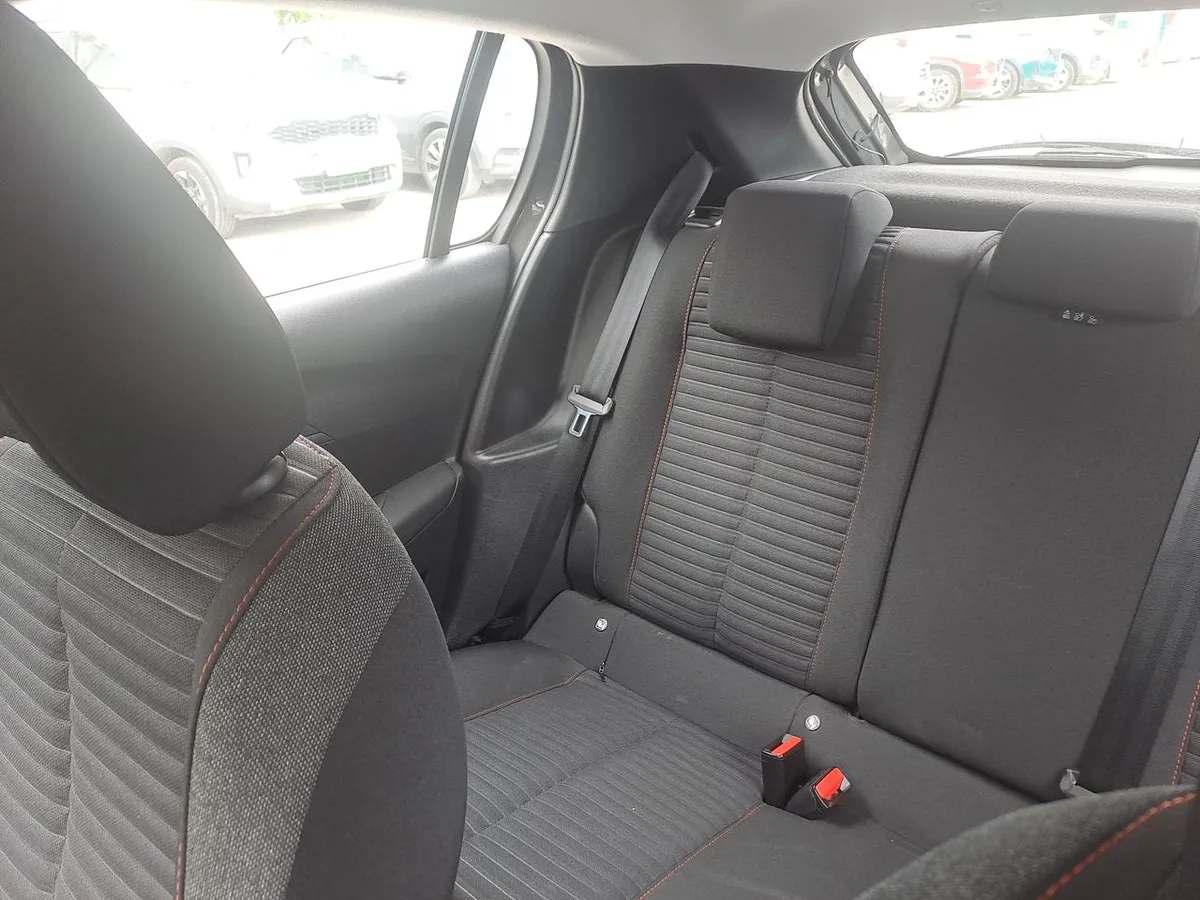 Peugeot 208 1.5 Premiere Pack Blue Hdi Diesel 4x2 100 Mt 5p año 2021