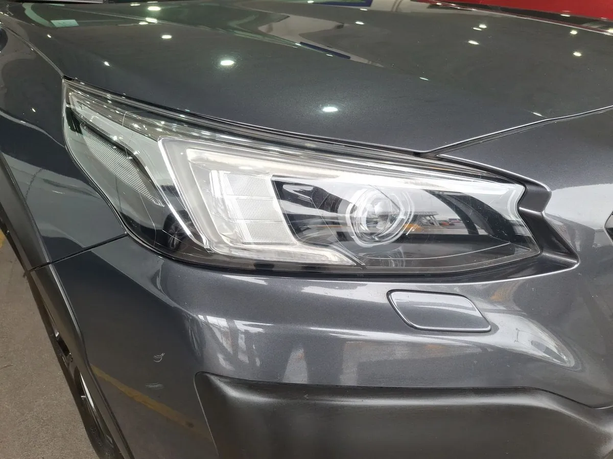 Subaru Outback 2.5i Field Edition Awd Cvt At 5p año 2022