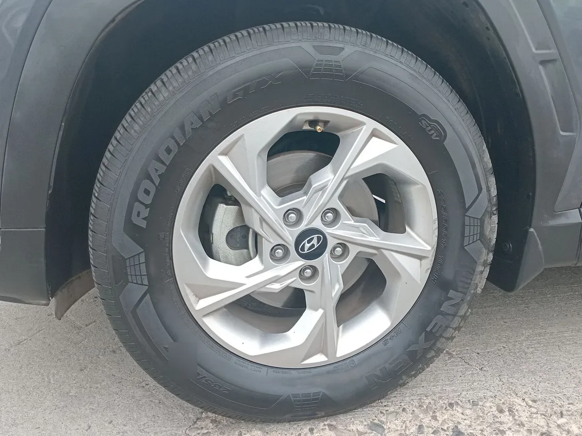 Hyundai Tucson 2.0 Nx4 Plus 2wd At 5p año 2023