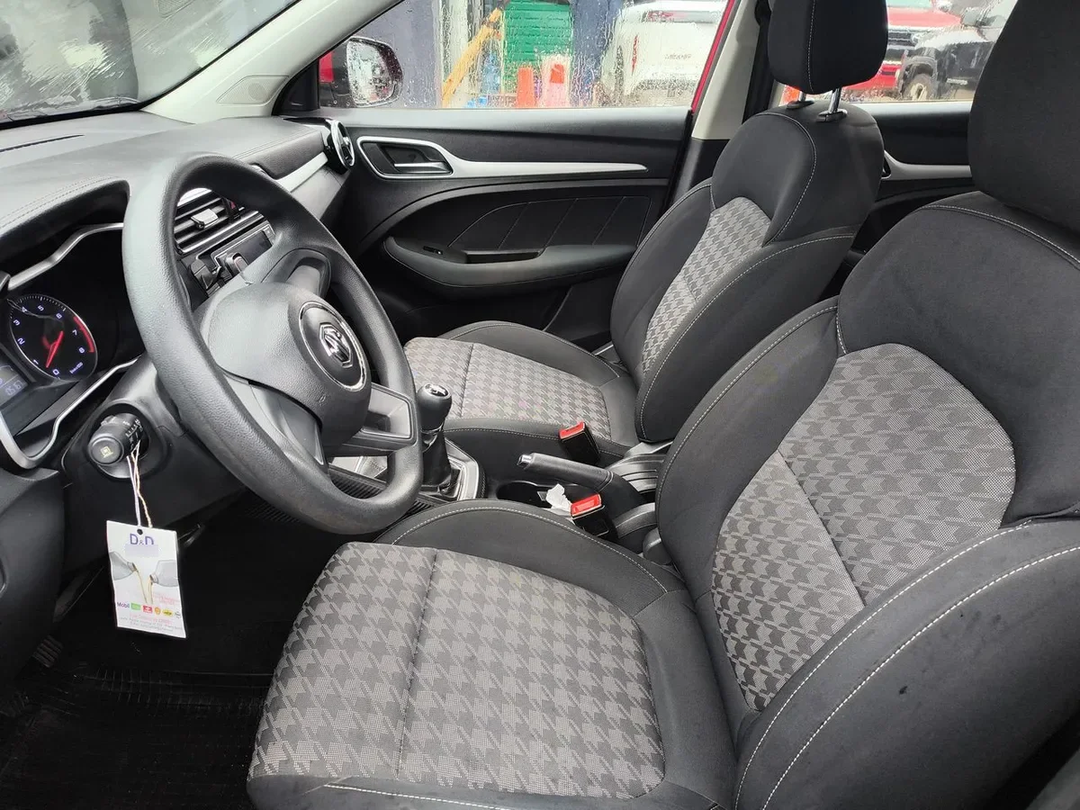 MG Mg Zs 1.5 Std 4x2 Mt 5p año 2022