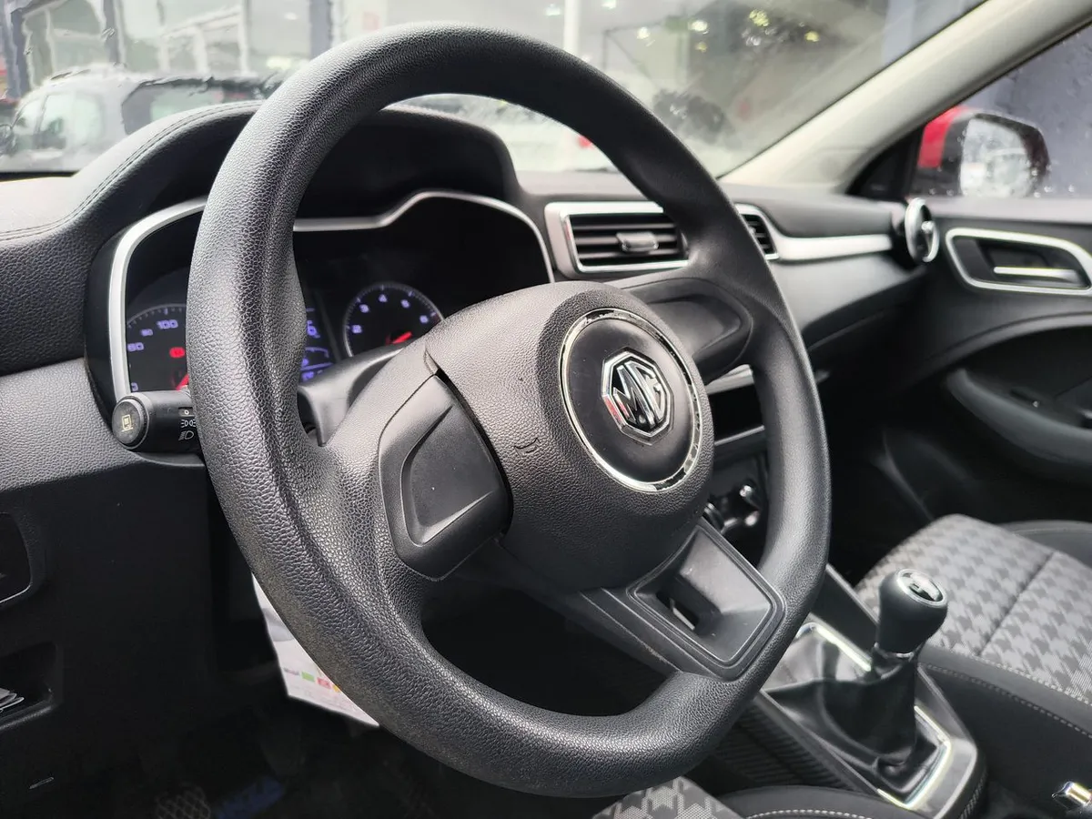 MG Mg Zs 1.5 Std 4x2 Mt 5p año 2022