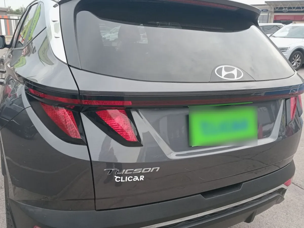 Hyundai Tucson 2.0 Nx4 Plus 2wd At 5p año 2023