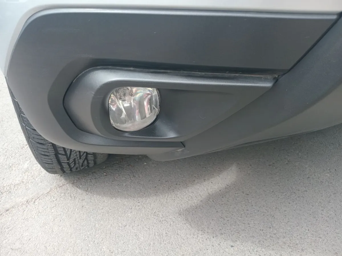 Renault Duster 1.6 Life 4x2 5mt 5p año 2021