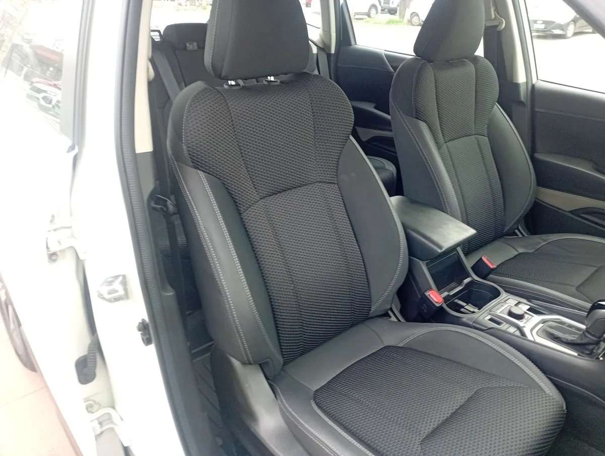 Subaru Forester 2.0i Dynamic Eyesight Awd At 5p año 2023