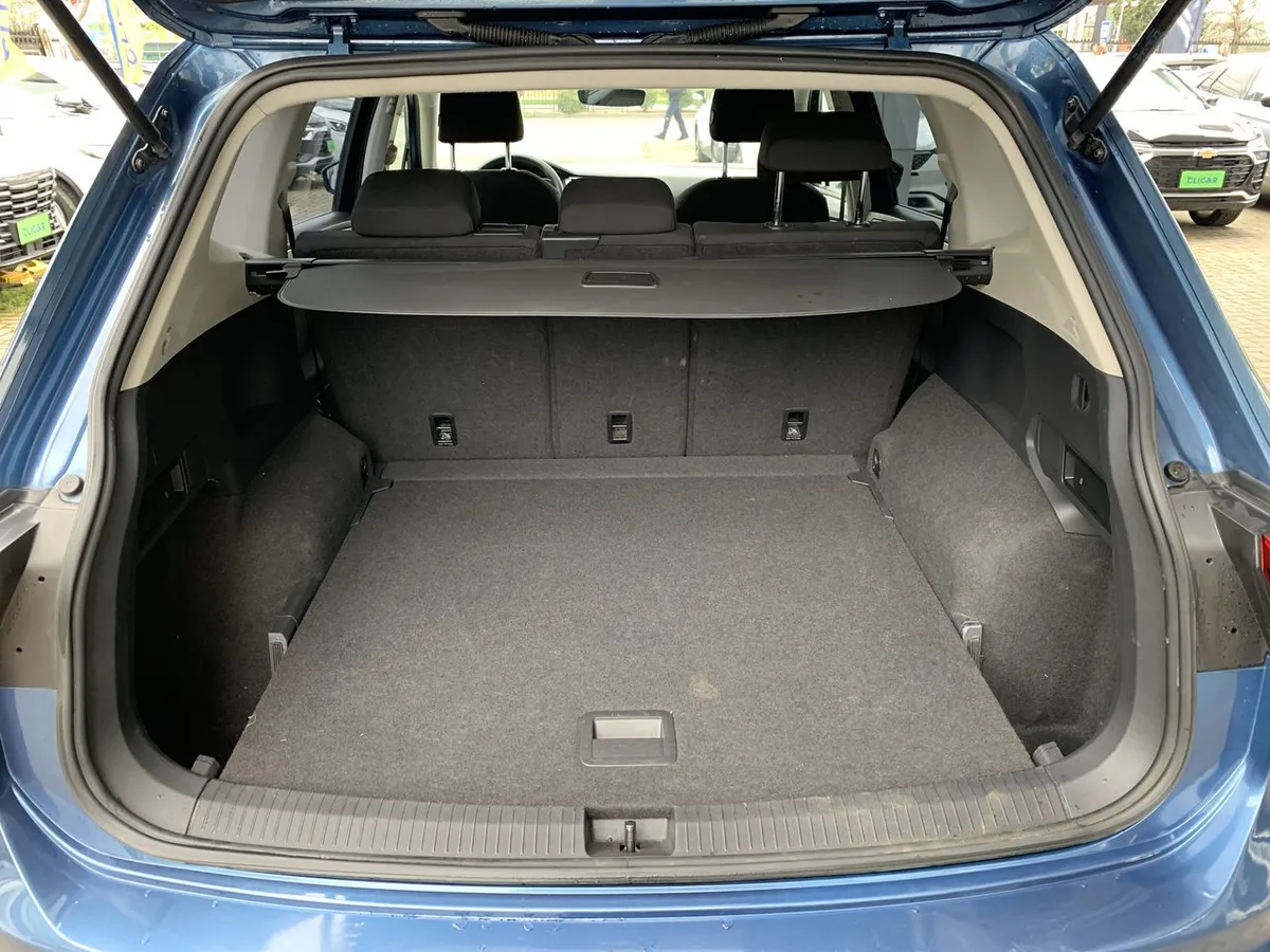 Volkswagen Tiguan 1.4 Tsi Comfortline 4x2 At 5p año 2021