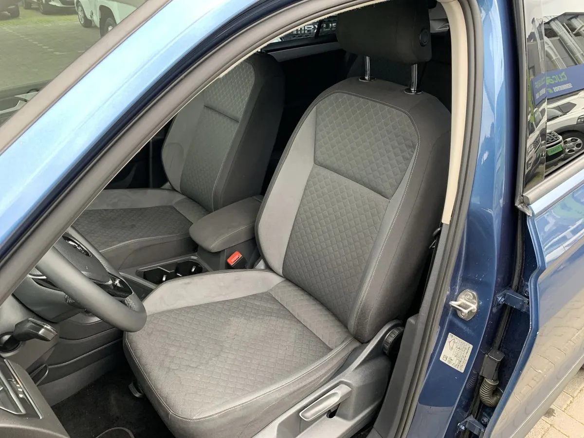 Volkswagen Tiguan 1.4 Tsi Comfortline 4x2 At 5p año 2021