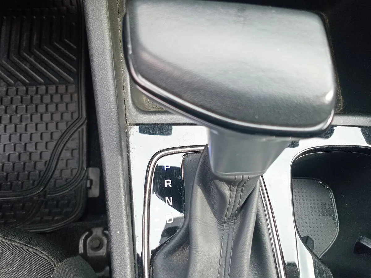 Hyundai Tucson 2.0 Nx4 Plus 2wd At 5p año 2023