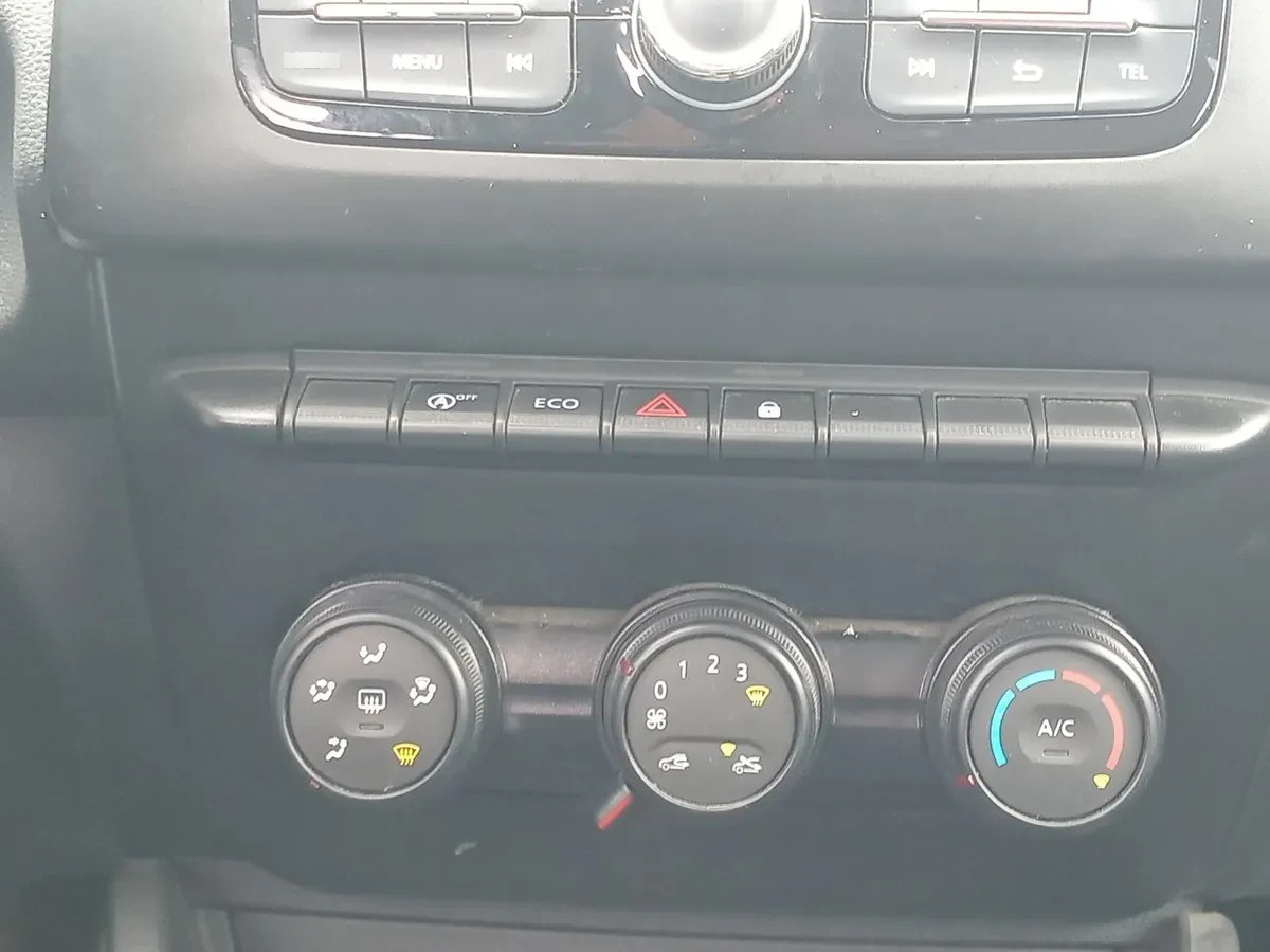 Renault Duster 1.6 Life 4x2 5mt 5p año 2021