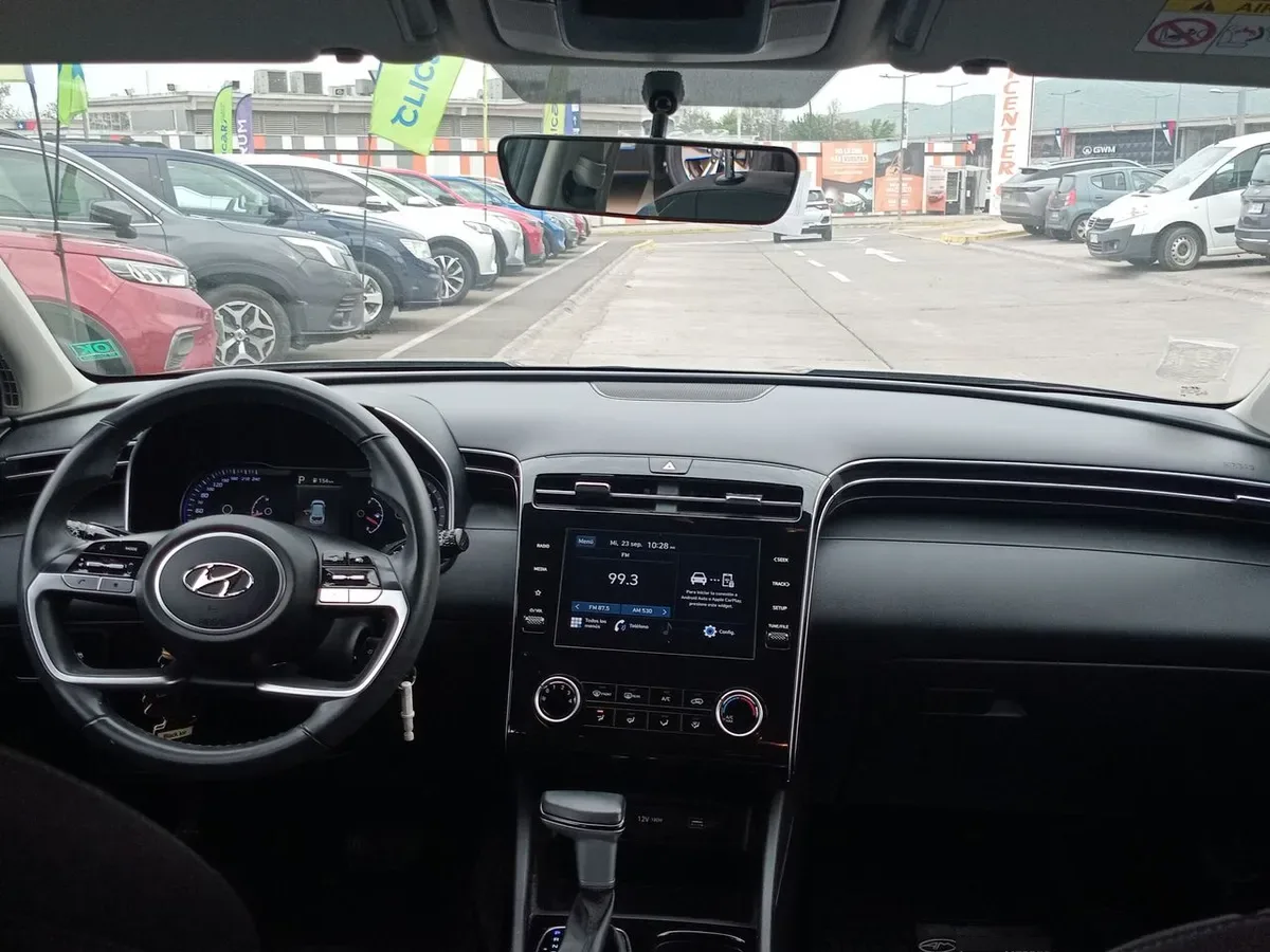 Hyundai Tucson 2.0 Nx4 Plus 2wd At 5p año 2023