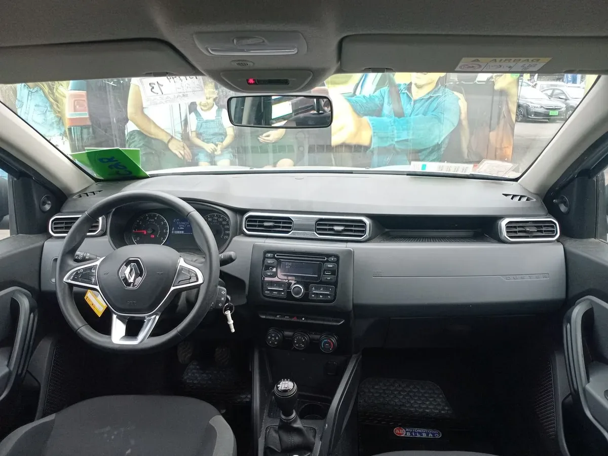 Renault Duster 1.6 Life 4x2 5mt 5p año 2021