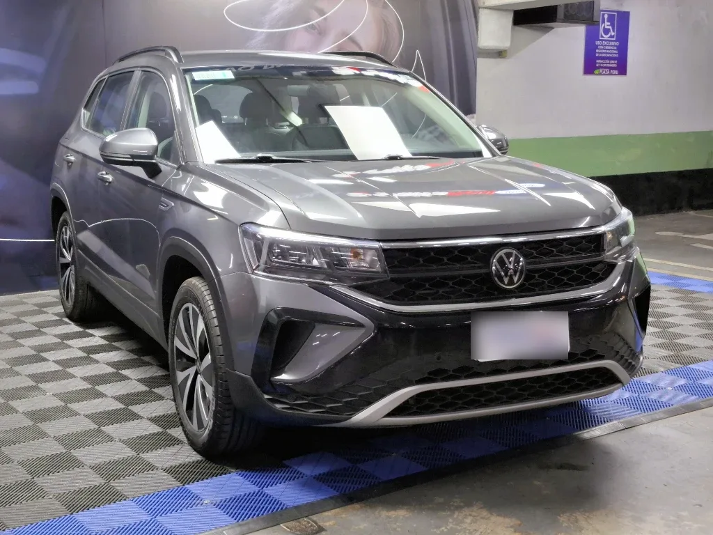 Volkswagen Taos Taos 1.4 Tsi At Comfortline año 2025