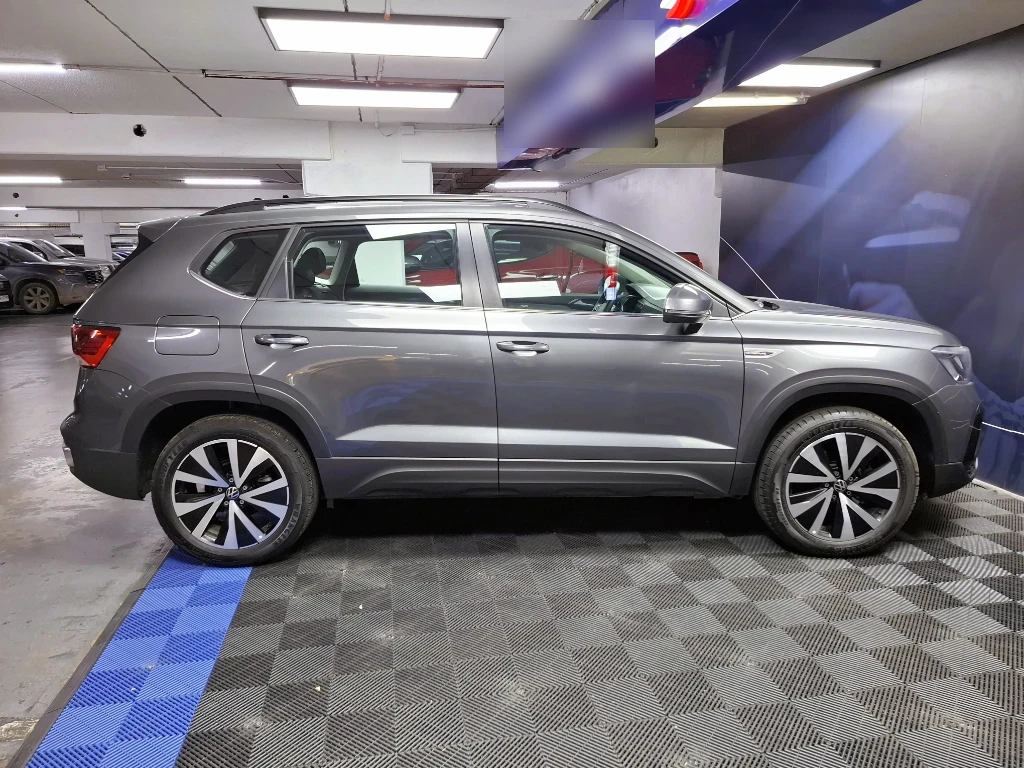 Volkswagen Taos Taos 1.4 Tsi At Comfortline año 2025