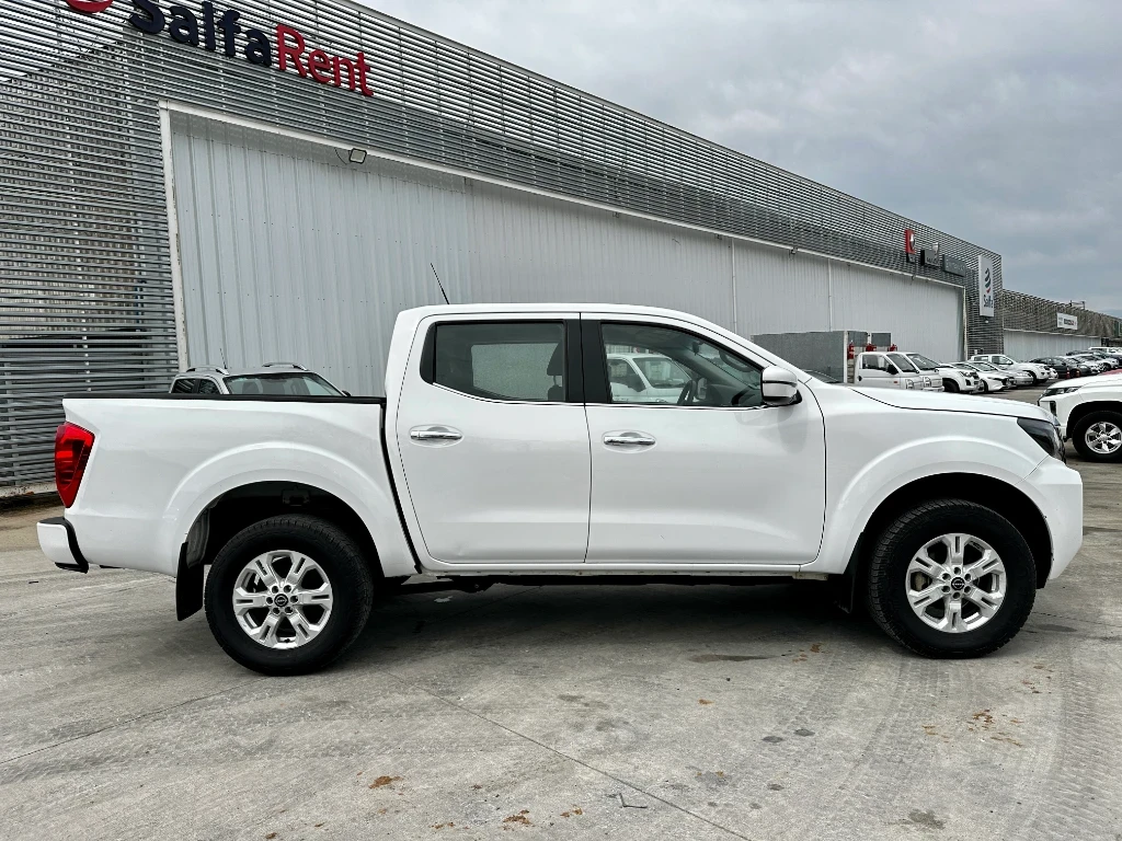 Nissan Navara Navara 4x2 Dc 4x2 2.3tdi Xe año 2023