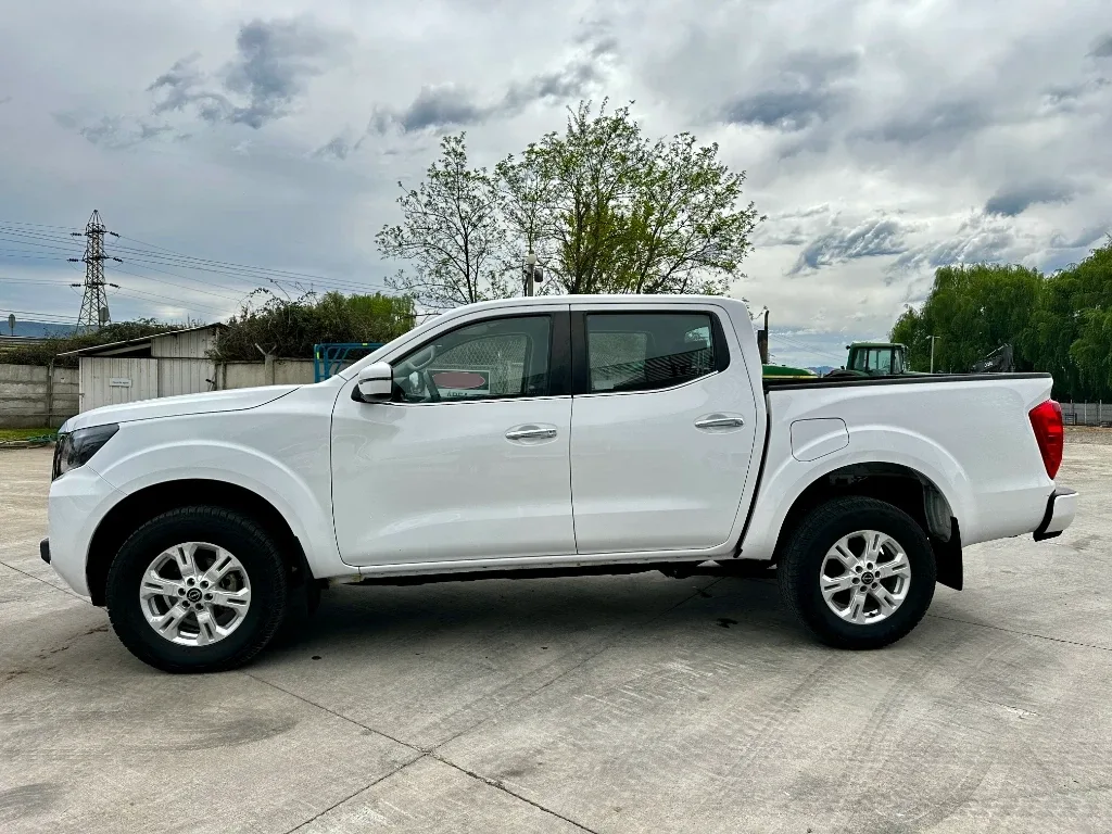 Nissan Navara Navara 4x2 Dc 4x2 2.3tdi Xe año 2023