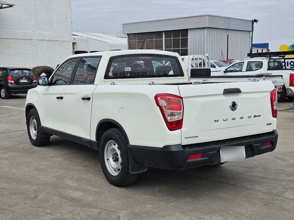 Ssangyong Grand Musso Grand Musso 2.2 4x2 Mt Full-Ql610 año 2023