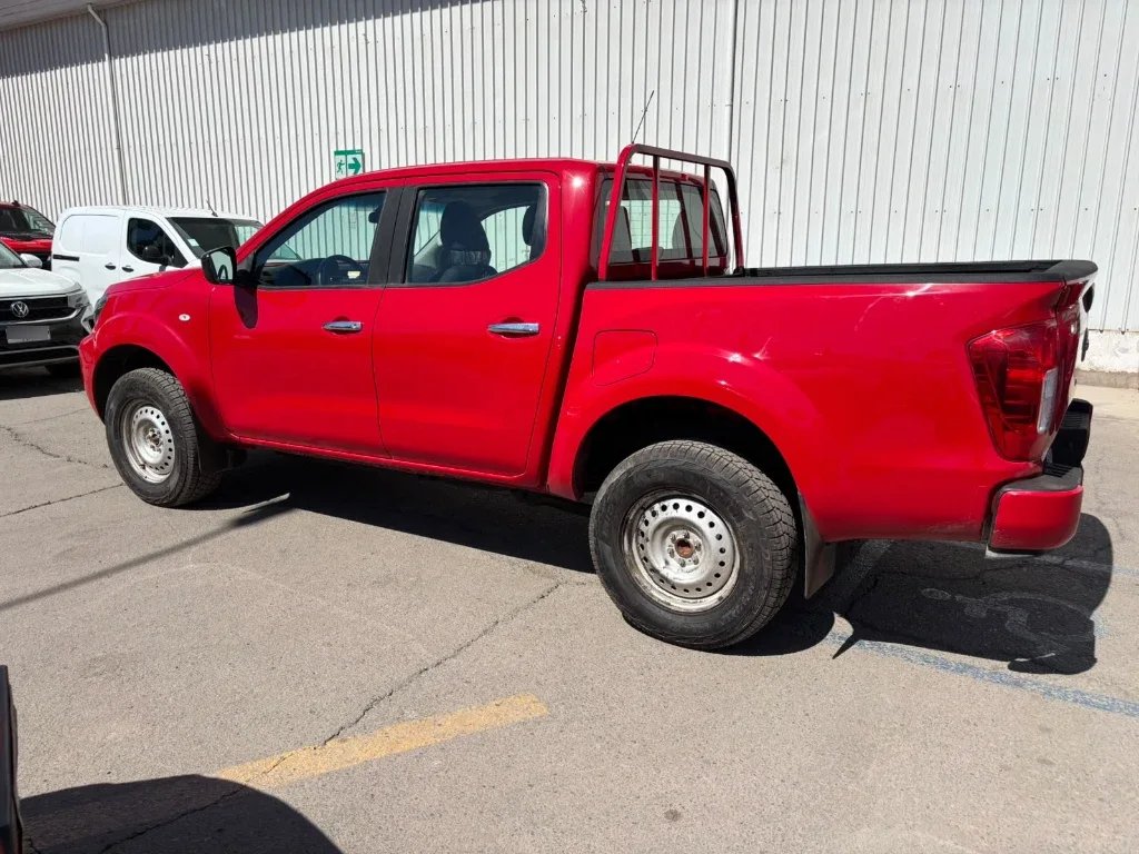 Nissan Navara Dc 4x4 2.3 Tdi Se año 2023