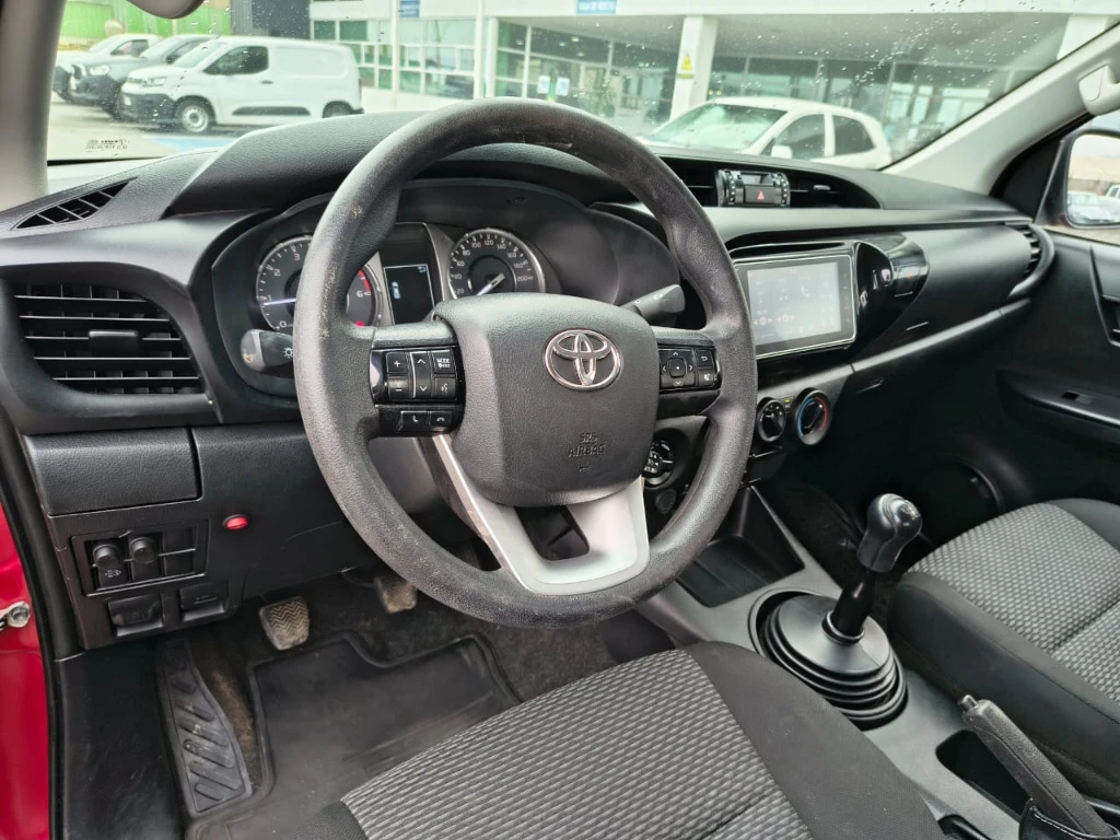 Toyota Hilux Dc 4x4 2.4 D Dx Mt año 2024