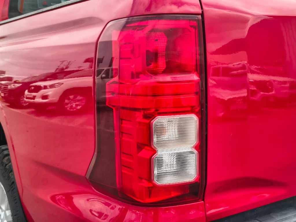 Mitsubishi L200 Katana D/c 2.4 Tdi Mt Xrt 4x4 año 2024