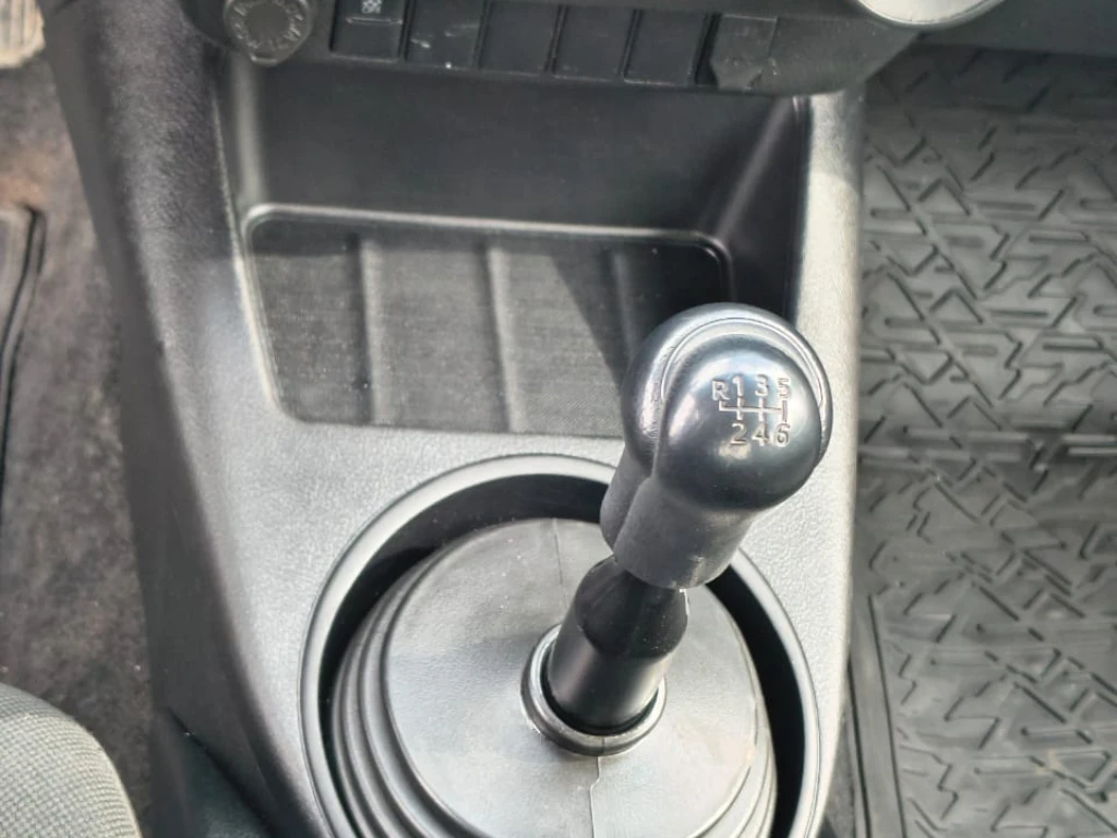 Toyota Hilux Dc 4x4 2.4 D Dx Mt año 2024